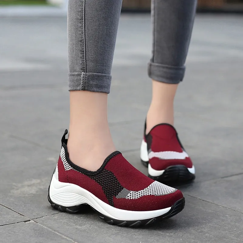 Enjoy Comfortable and Stylish Walks with Owlkay Casual Breathable Single Shoes