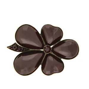 Late Victorian 10kt Garnet Cabochon Flower/Clover Pin