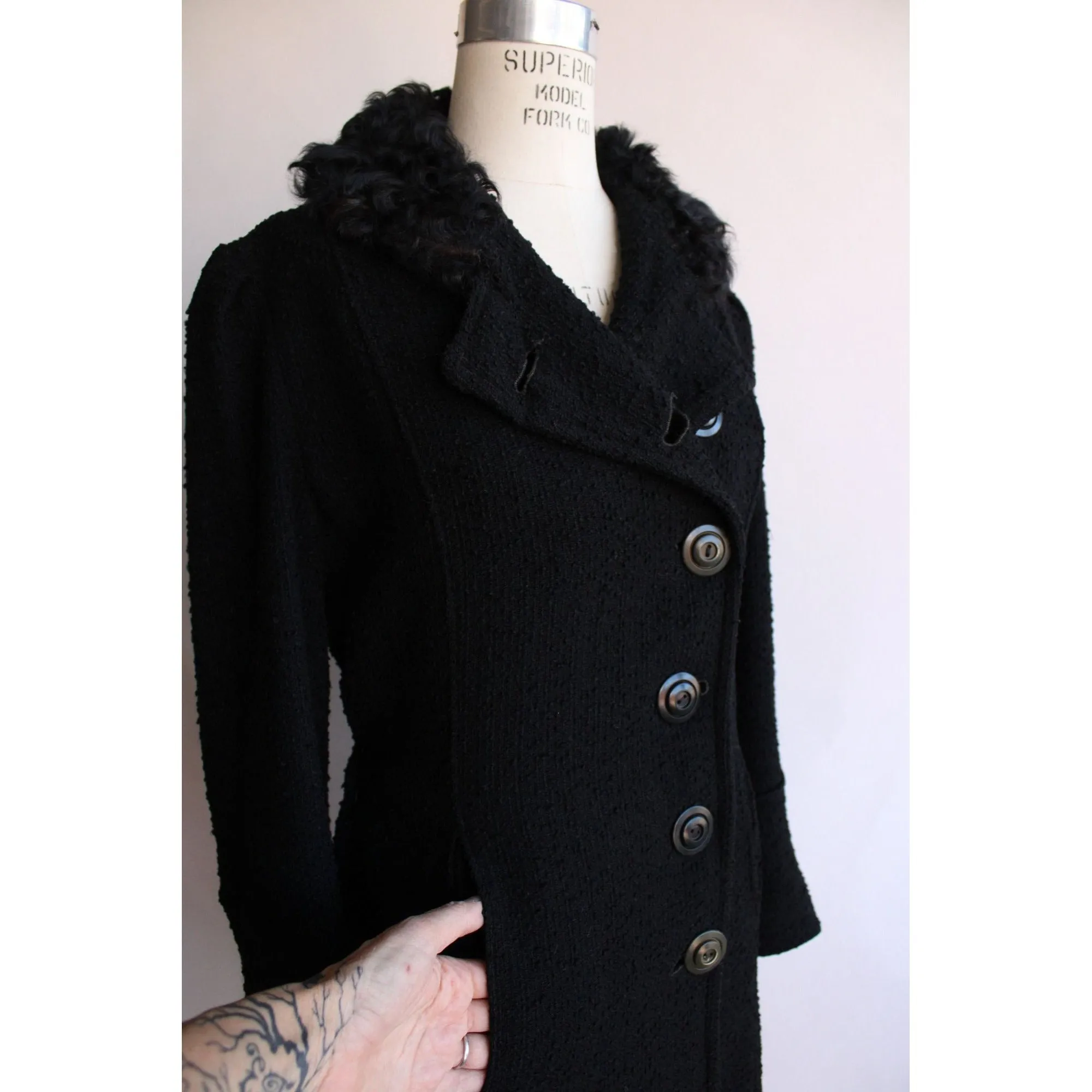 Vintage 1960s Glenbrooke Coat with Belt and Fur Collar