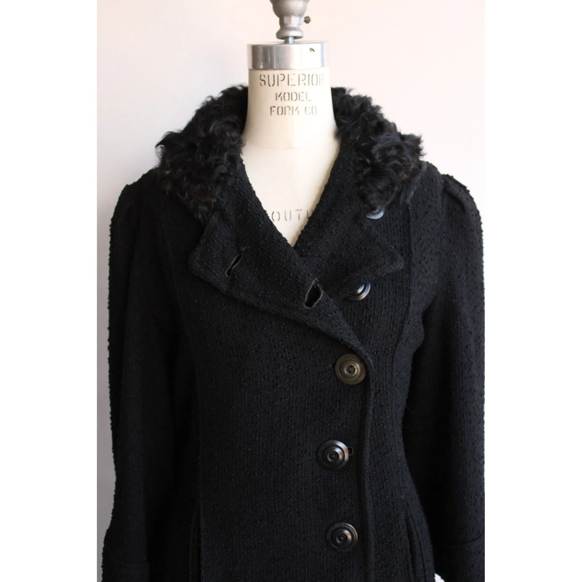 Vintage 1960s Glenbrooke Coat with Belt and Fur Collar