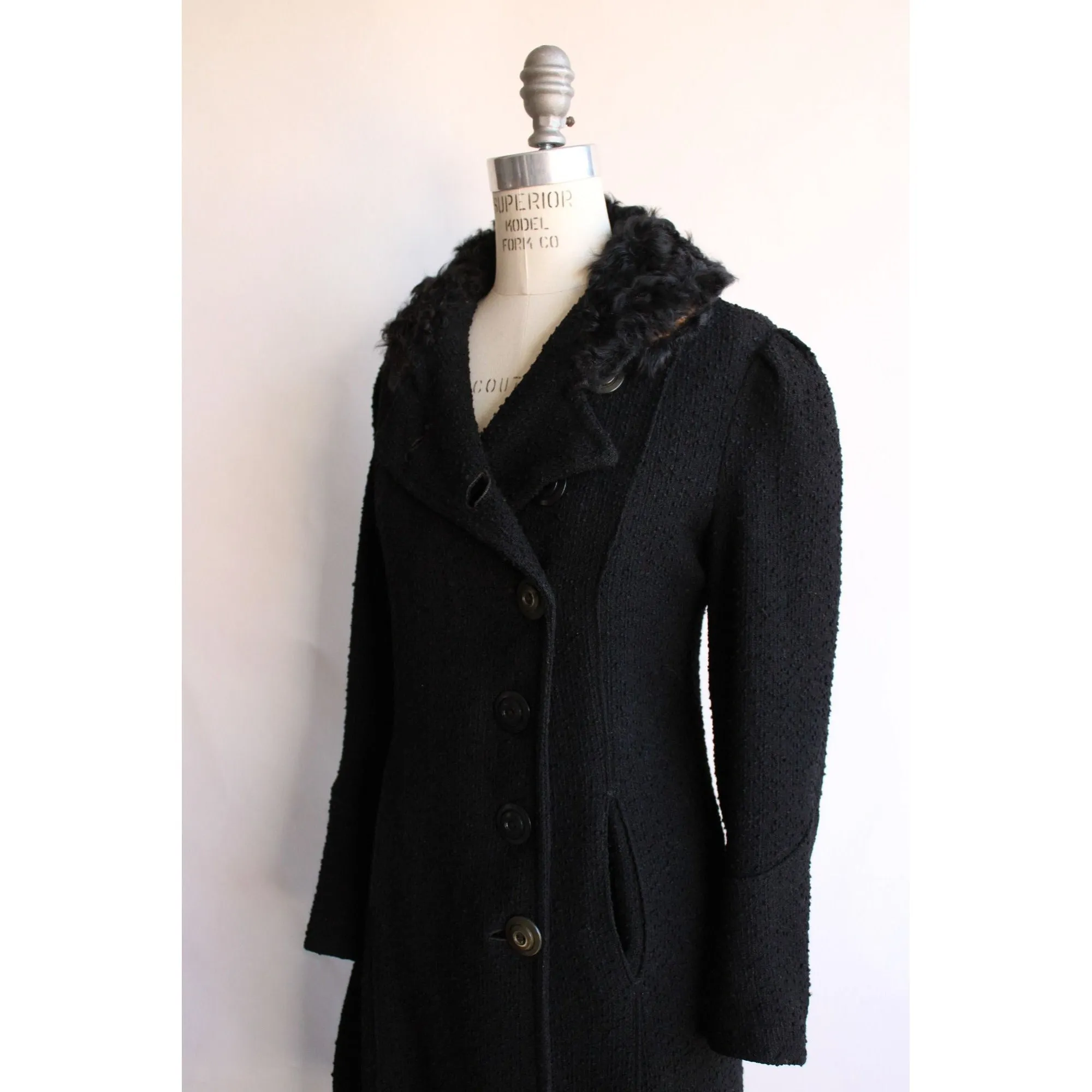 Vintage 1960s Glenbrooke Coat with Belt and Fur Collar