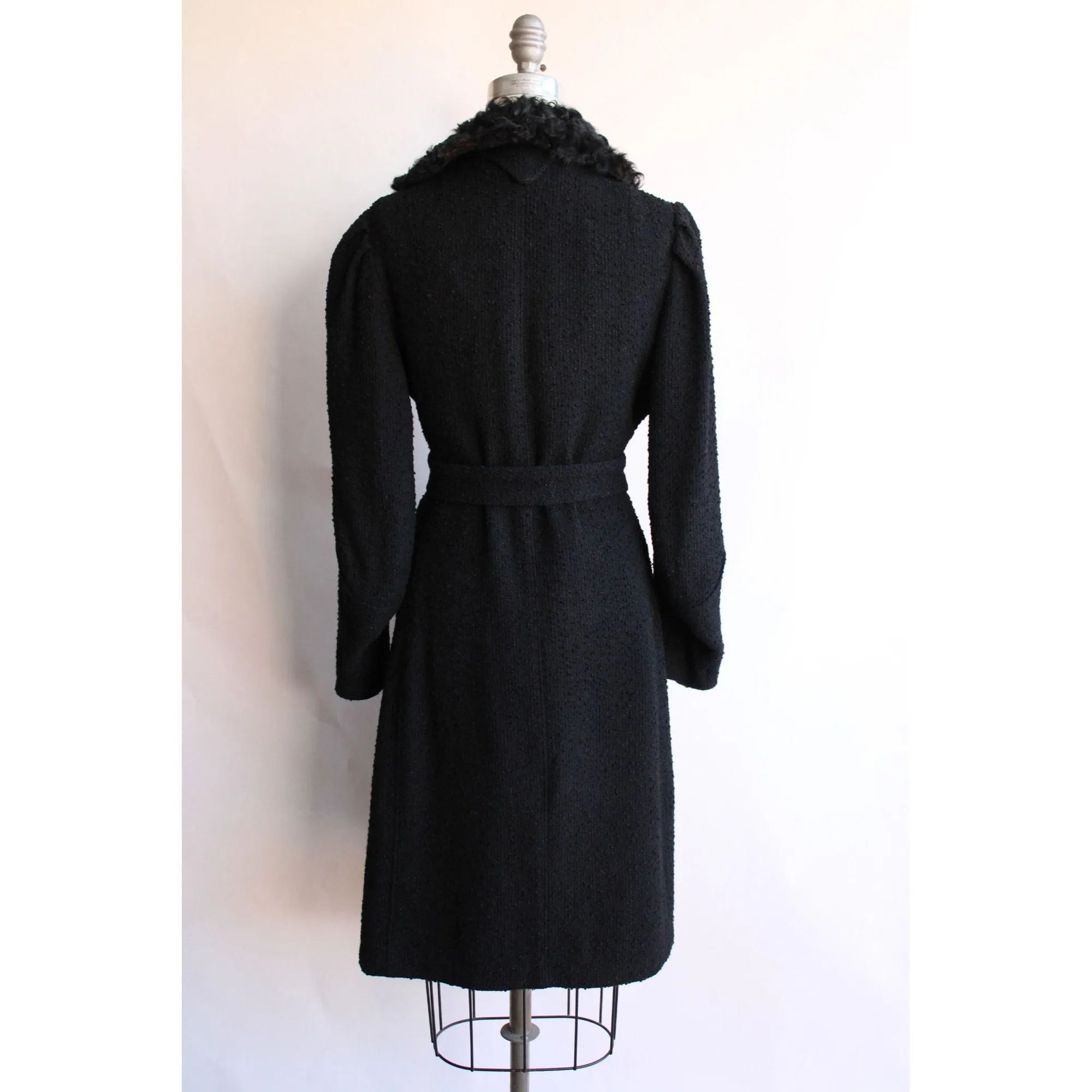 Vintage 1960s Glenbrooke Coat with Belt and Fur Collar